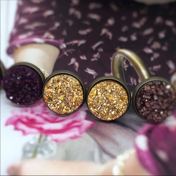 GIFTED WITH PURCHASE. HAND Made druzy earrings - Picture 5 of 6